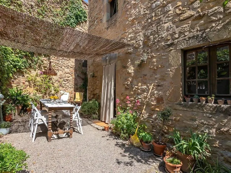 Holiday home Preciosa Casa Rural En El Centro De Peratallada